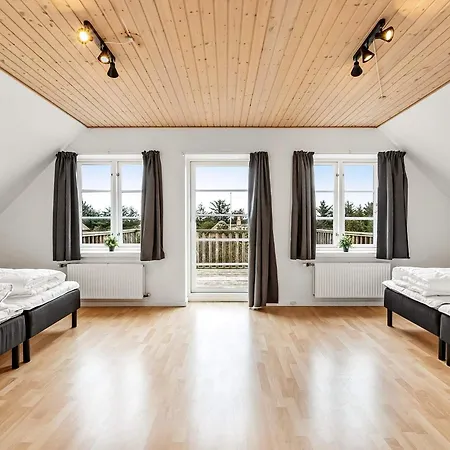 Nyaraló For 22 Guests *