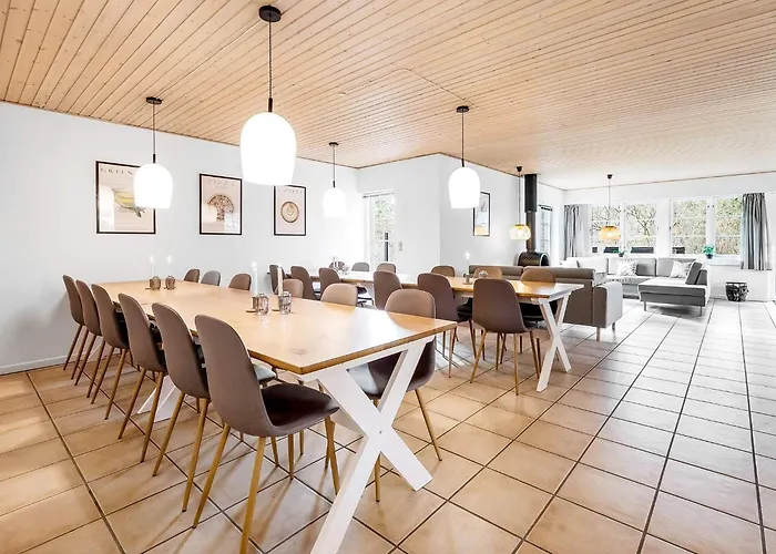 Holiday home For 22 Guests