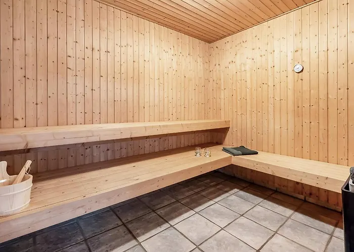 For 22 Guests * Ulfborg